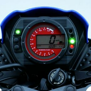 Kawasaki_Z750_4.jpeg