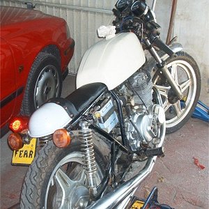 cb400-3.jpg