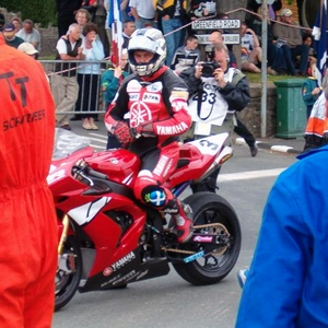 John McGuinness TT 04 (48) (Small).