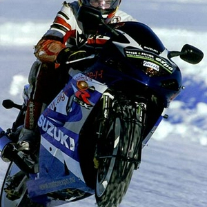 iceracing02.jpg