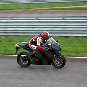 desmosedici RR.jpg