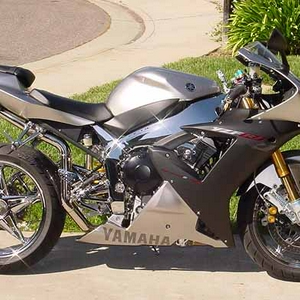 YZF-R1 polished wheels!.jpg