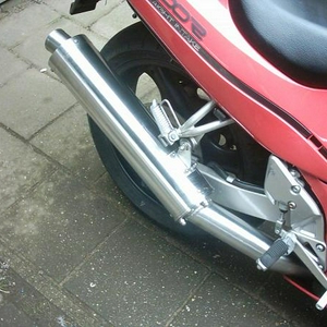 Afbeelding RF 600 R 007.jpg