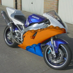 R1-link.jpg