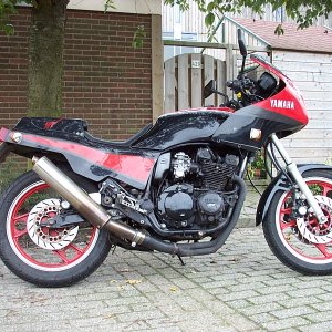 Uitlaat van de ZXR750.....jpg