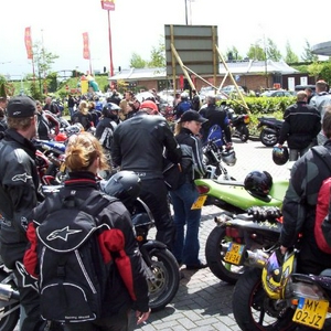 MM2005 002.jpg
