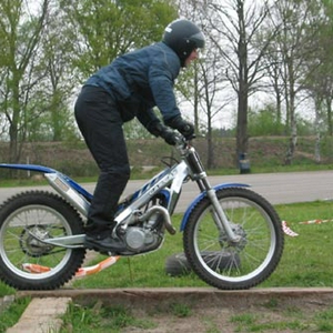 trail05.jpg