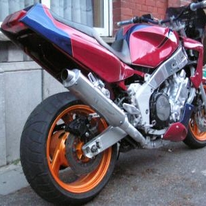 fzr1.jpg