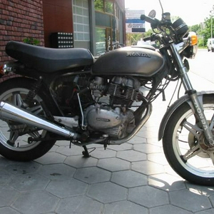 CB400T.JPG