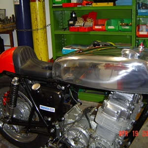 cr750 tank.jpg