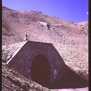 B4-1.jpg