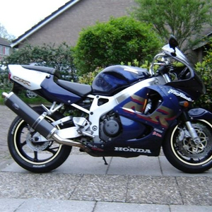 DSC00512a (Small).jpg