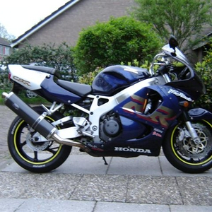 Yellow rims.JPG