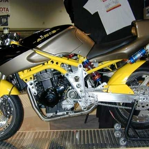 ex500_rahmen_gelb_e.jpg