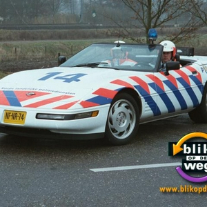 corvette_640x480.jpg