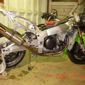raceframe.jpg