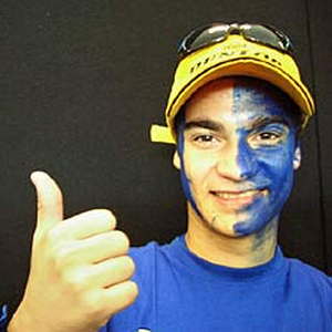 pedrosa lacht.jpg