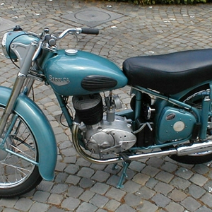 sarolea-lee.jpg