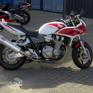 cb1300-sa.jpg