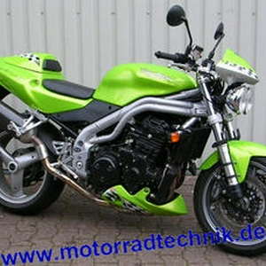 speed triple.jpg