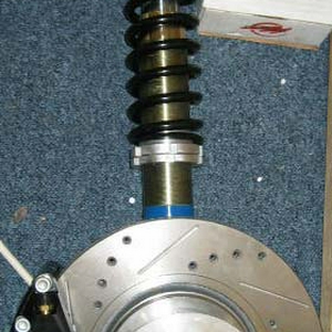 frontstrut.jpg