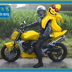 djee2.jpg