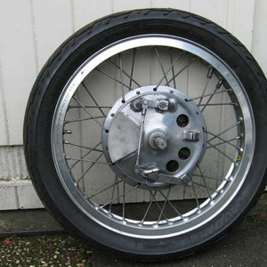 voorwiel cb72.jpg