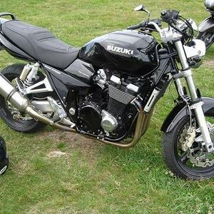 akrapovic.JPG