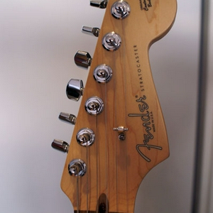 strat.jpg