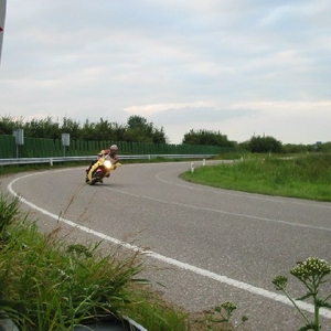 102-0251_IMG.JPG
