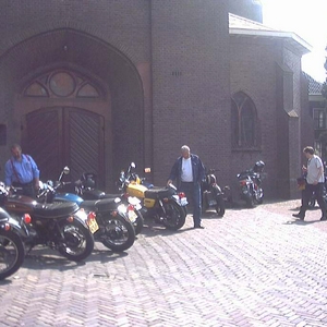 Img1.jpg