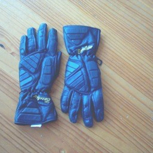 handschoen.JPG