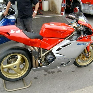 SV400182 (Small).JPG