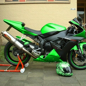 r1 chrome gr.jpg