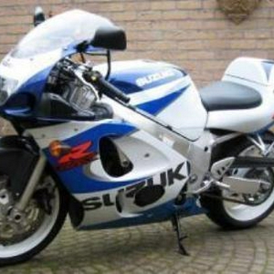 gixxer1.jpg