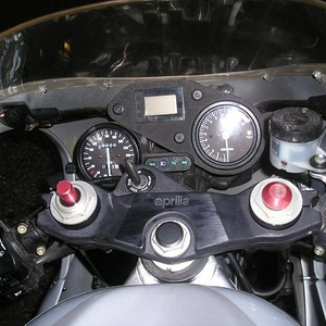 cockpitrs250.JPG