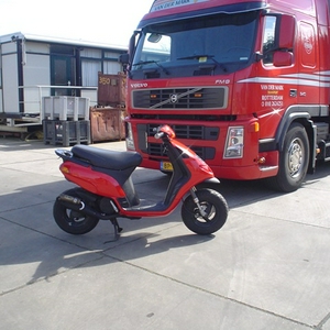 scooter en camper 001.jpg