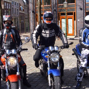 naam vergeten. Blauwe Hornet3.jpg