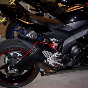 akrapovic R6 demper 2.jpg