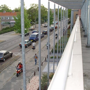 M-F009.jpg