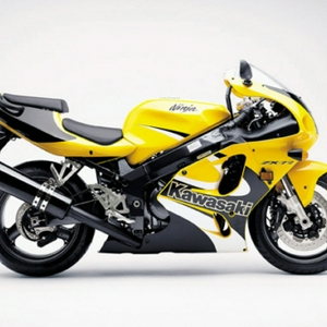 ZX7R.gelb1.jpeg