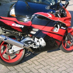 CBR1.jpg