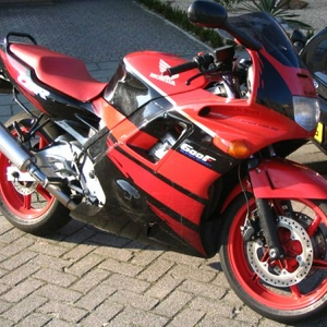 cbr2.jpg