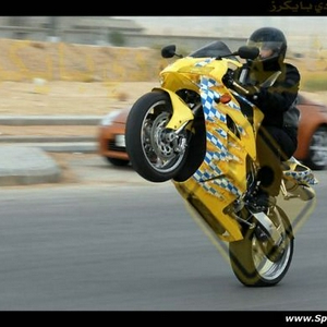 Blade-SBN-Wheelie-02.jpg