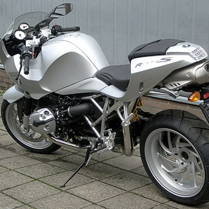 r12sWAMc.jpg