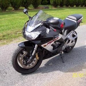 fireblade 2001.jpg