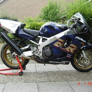 DSC01879 (Small).JPG