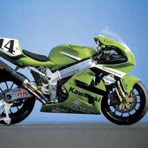 ZX7RR.jpg