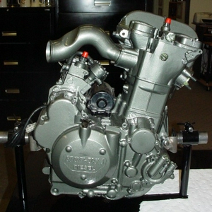HDT Diesel Engine.jpg