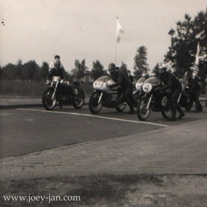 Start%20TT%201968%20%28kerkstraat%2